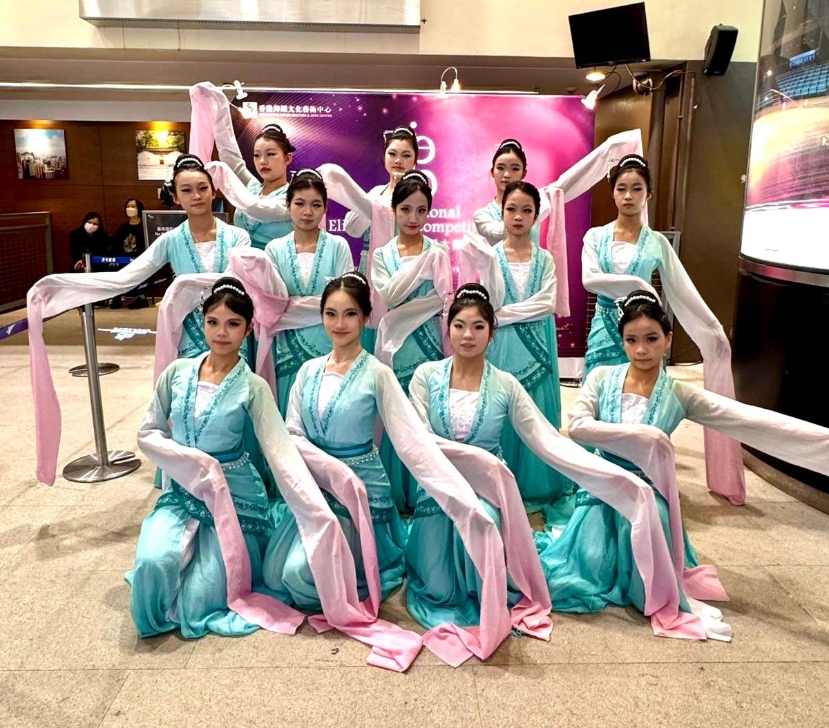 IEDC 國際精英舞蹈大賽榮獲銀獎